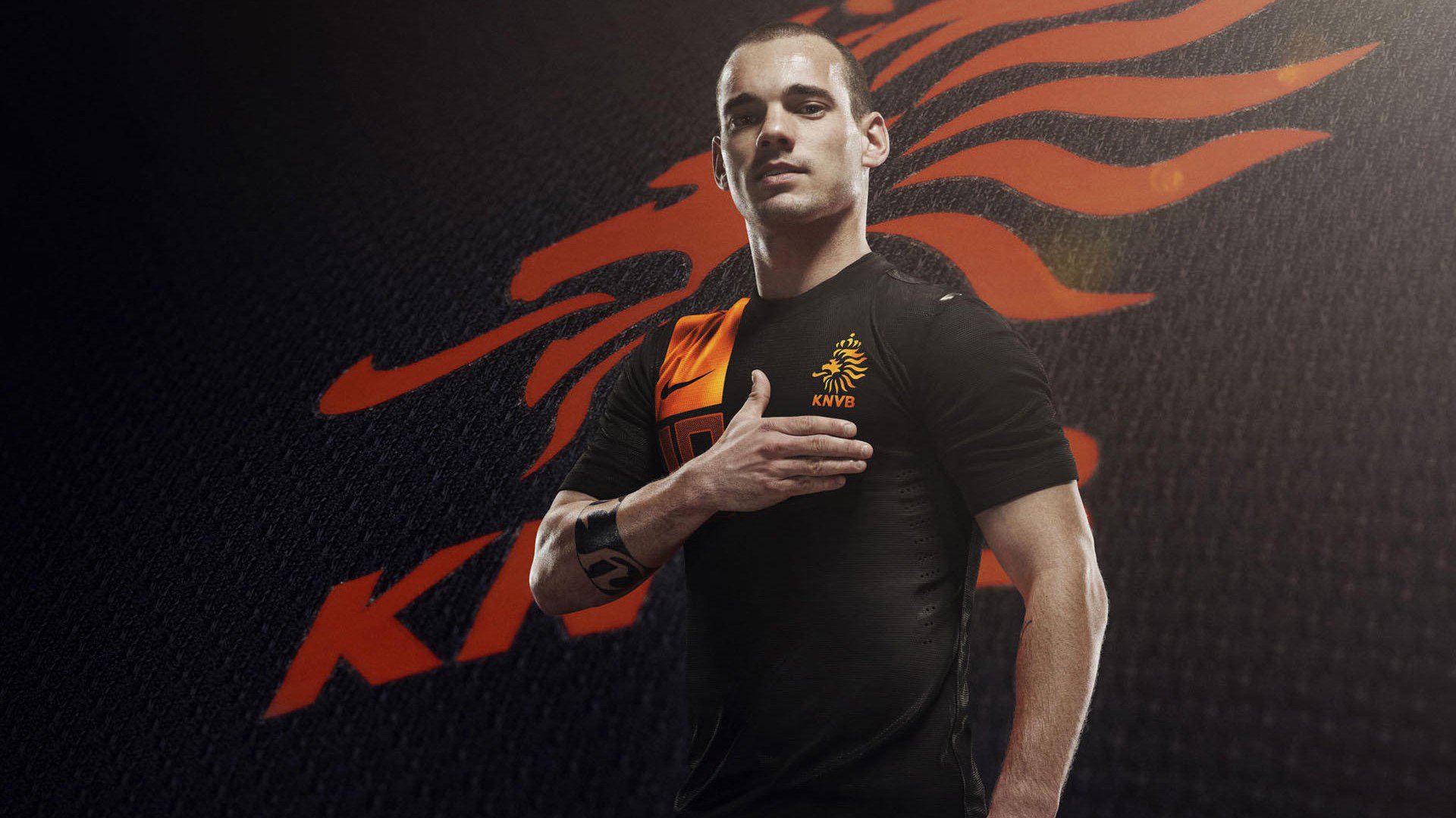 中国男子4×200米自由泳接力决赛精彩纷呈，男子4×100米自由泳接力