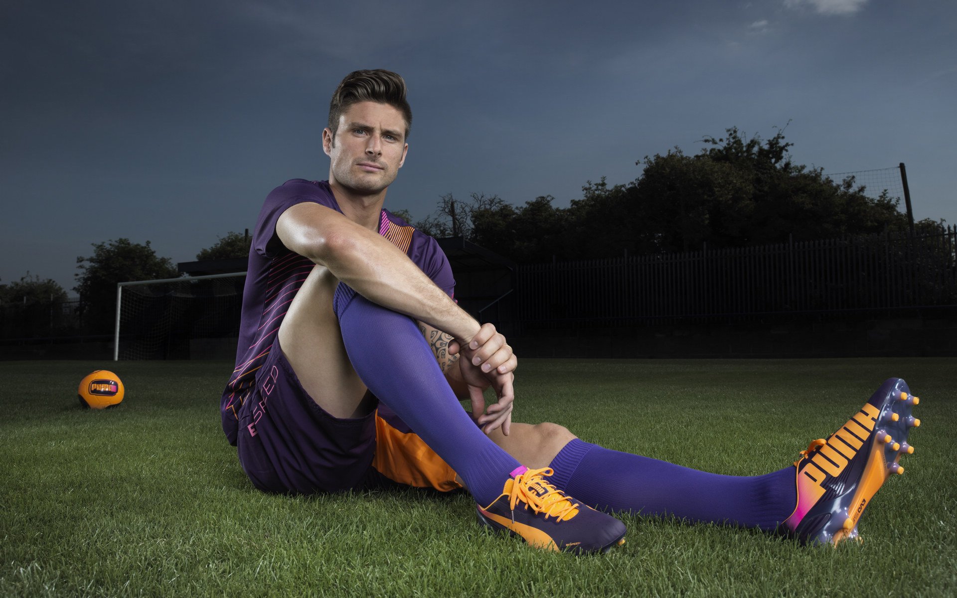 杰克·阿莱克西触壁瞬间引爆全场，杰克阿西斯